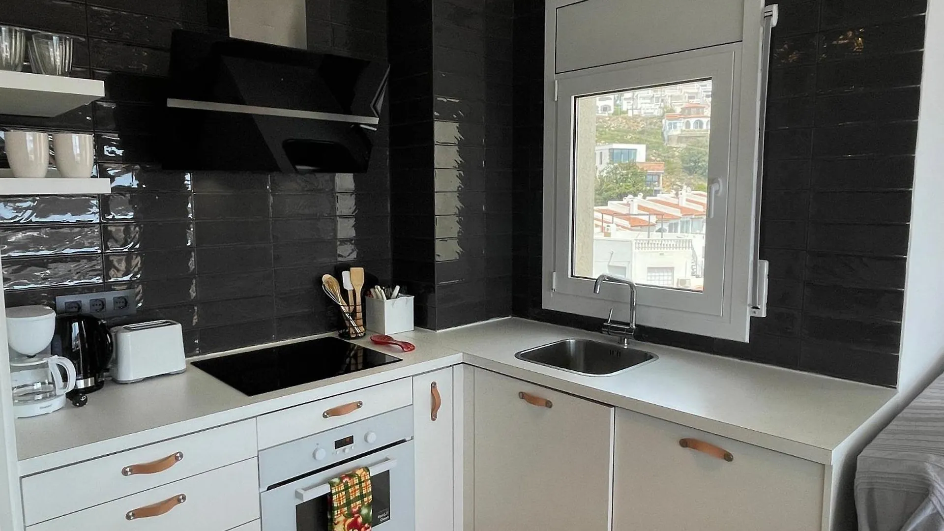 Garbinell Apartment Roses Spain